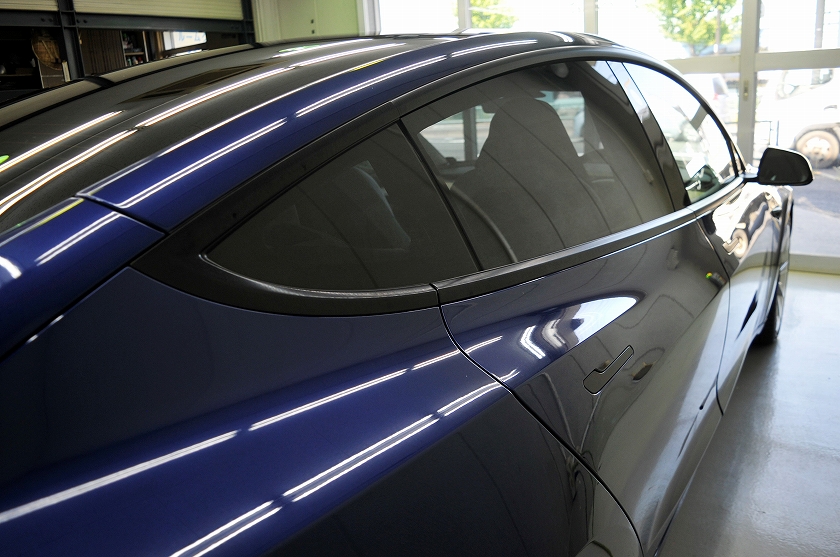 テスラモデル3 カーフィルム施工後 右側面