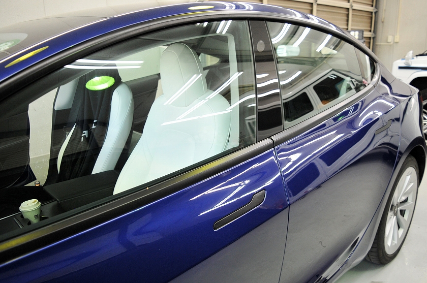 テスラモデル3 カーフィルム施工前 左側面