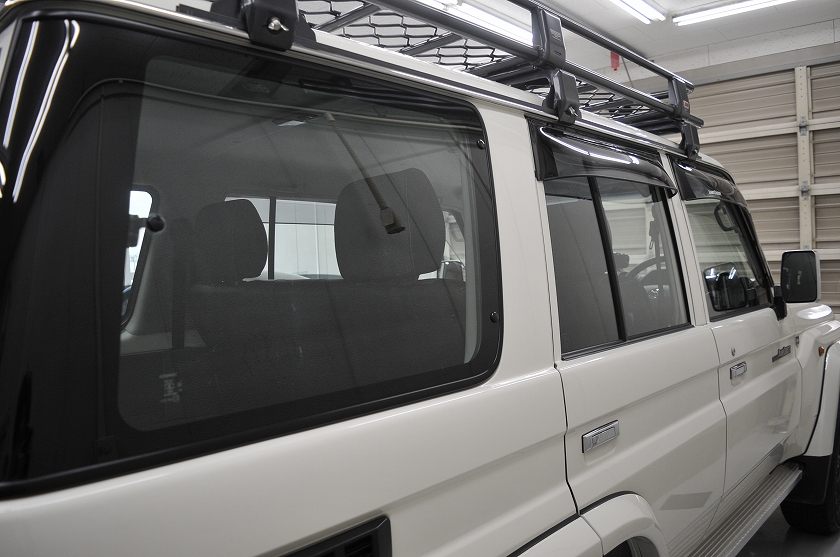 5.ランクル70 カーフィルム施工前 右側面