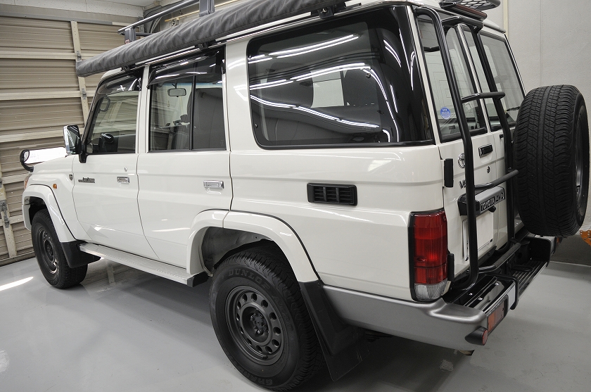 9.ランクル70 カーフィルム施工前 左後方