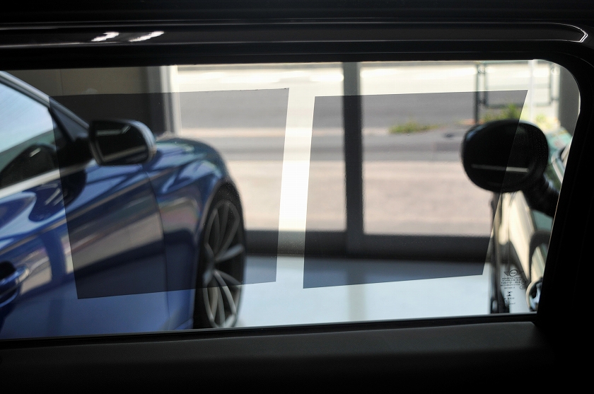 BMWミニ クラブマン サンプルフィルム試し貼り