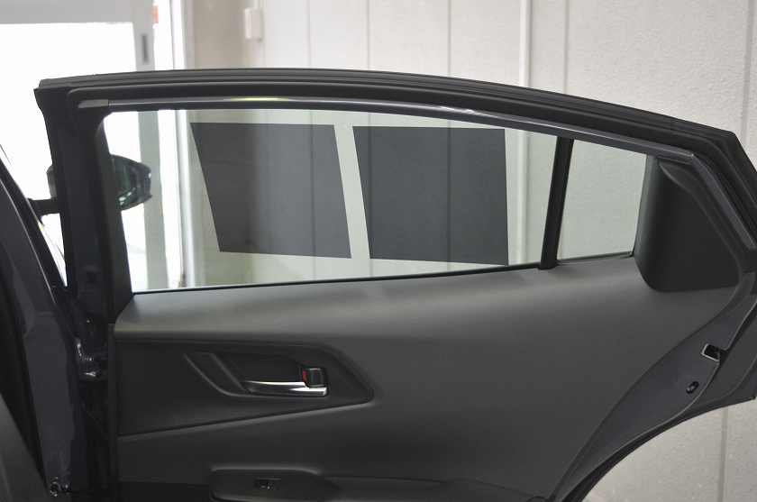 プリウス 60系 サンプルフィルム 試し貼り カーフィル施工前