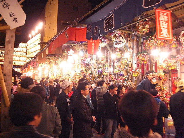 毎年恒例 酉の市に行ってきました!