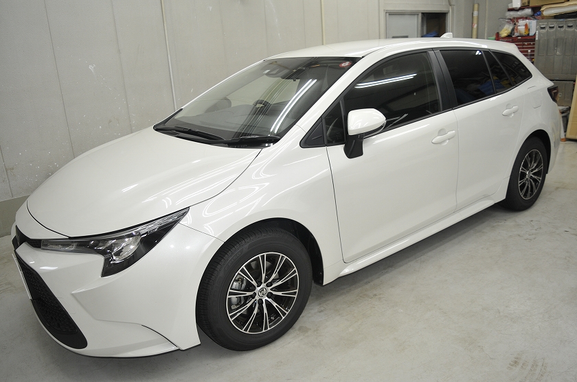 トヨタ カローラ ツーリング カーフィルム施工事例