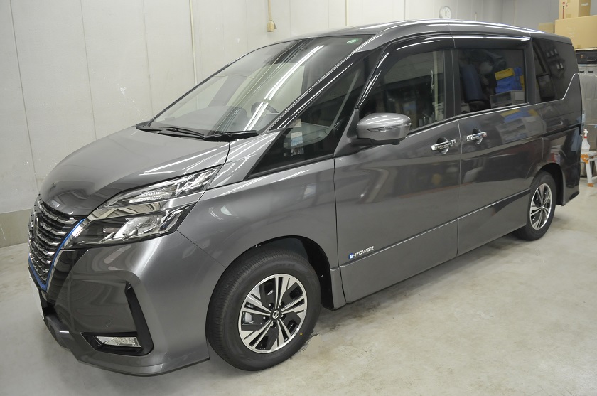 ニッサン セレナ カーフィルム施工事例