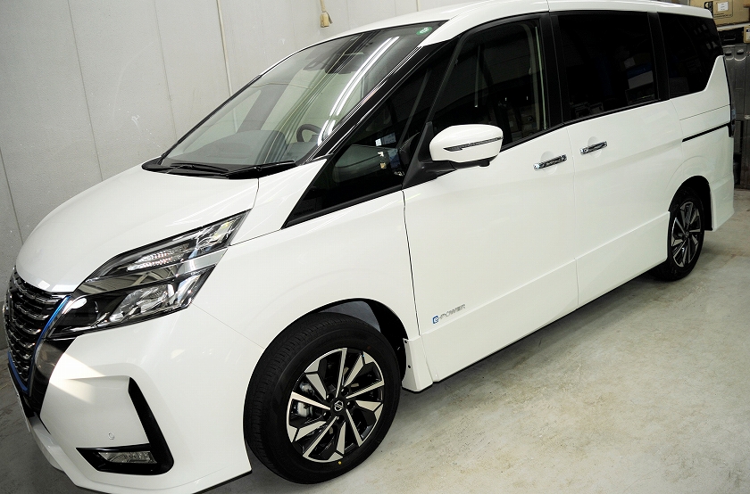 ニッサン セレナ カーフィルム施工事例