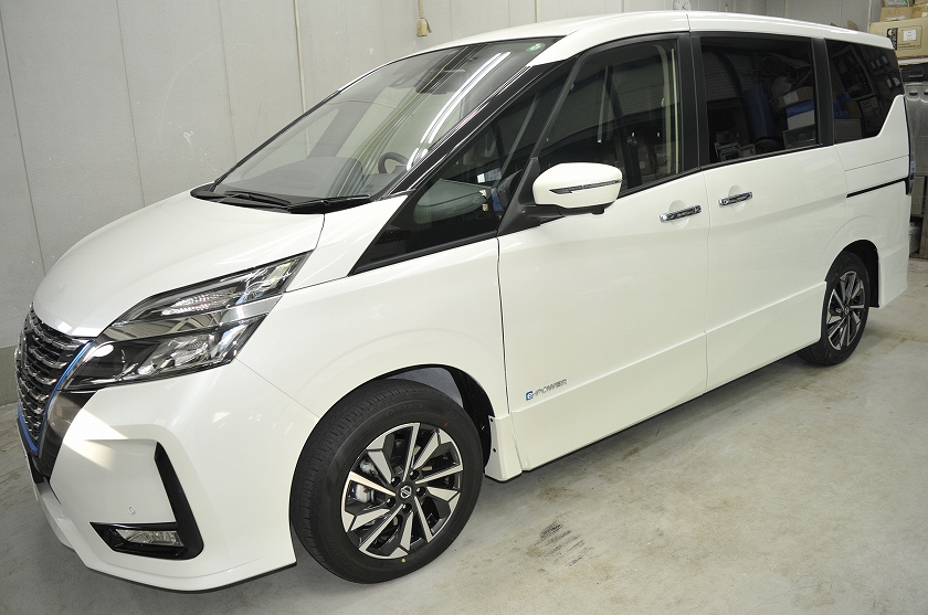 ニッサン セレナ カーフィルム施工事例