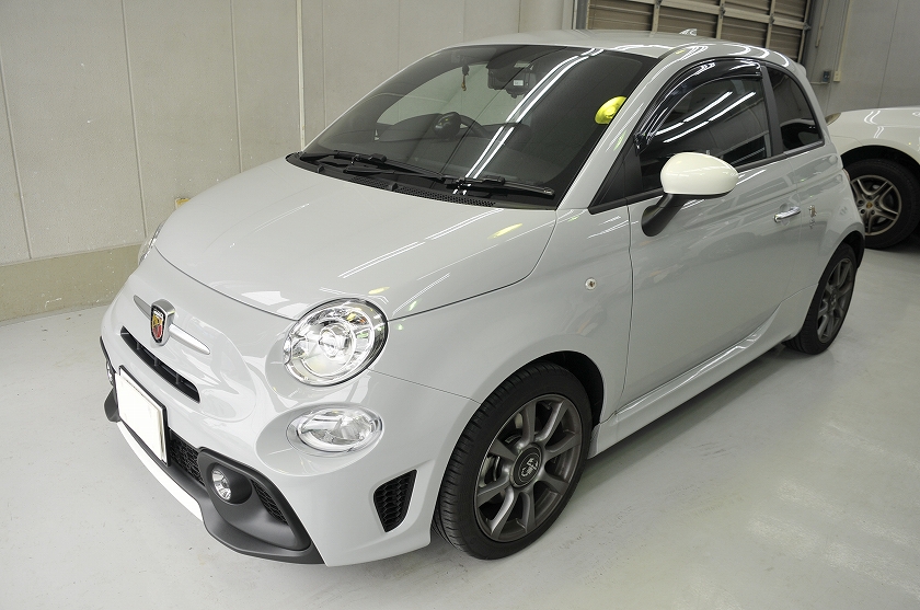 アバルト 595 カーフィルム施工事例