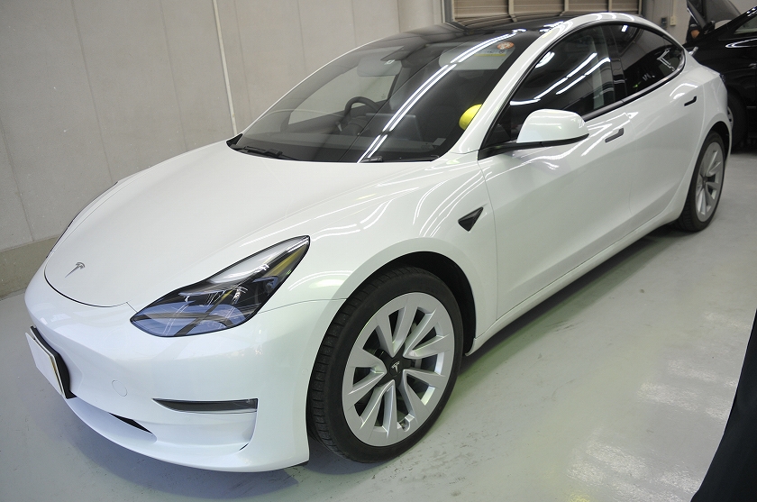 テスラ モデル3　カーフィルム施工事例