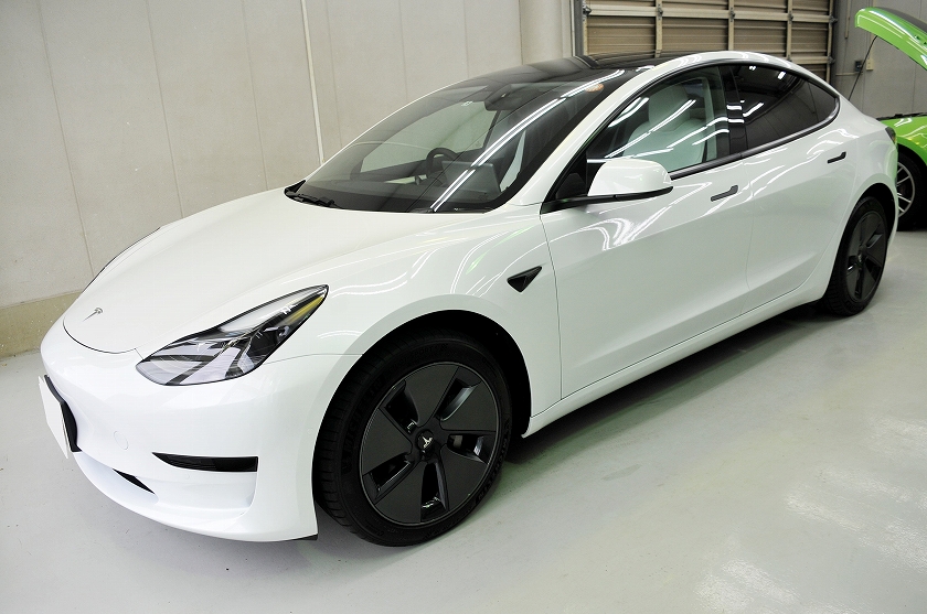 テスラ モデル3　カーフィルム施工事例