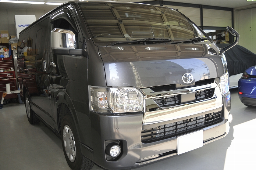 トヨタ ハイエース カーフィルム施工事例