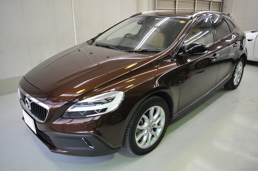 ボルボ V40 カーフィルム施工事例