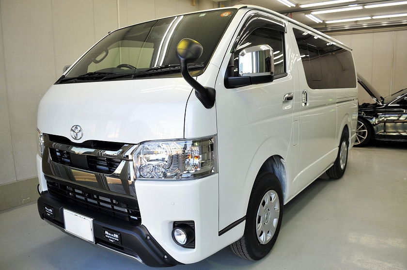 トヨタ ハイエース カーフィルム施工事例