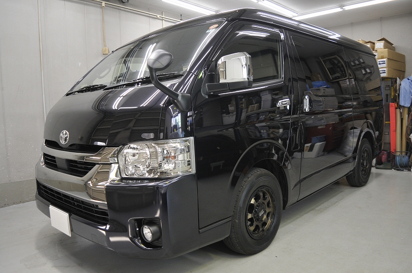 トヨタ ハイエース カーフィルム施工事例
