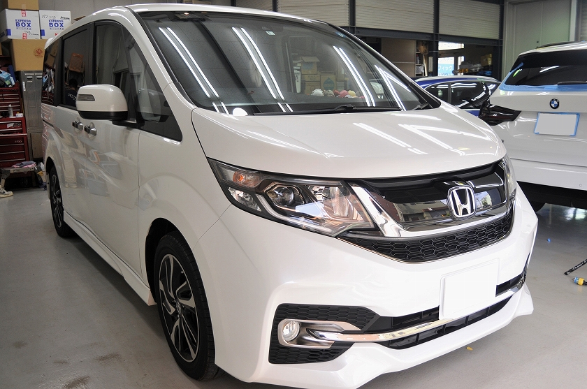 ホンダ ステップワゴン カーフィルム施工事例