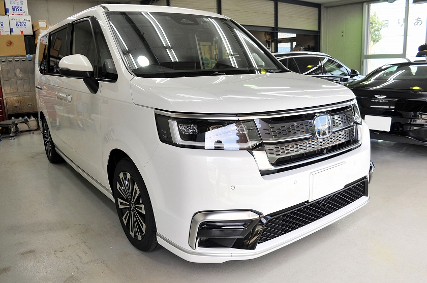 ホンダ ステップワゴン カーフィルム施工事例
