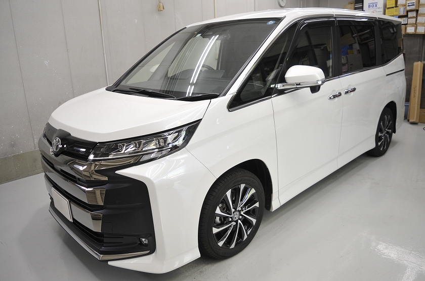 トヨタ ノア カーフィルム施工事例