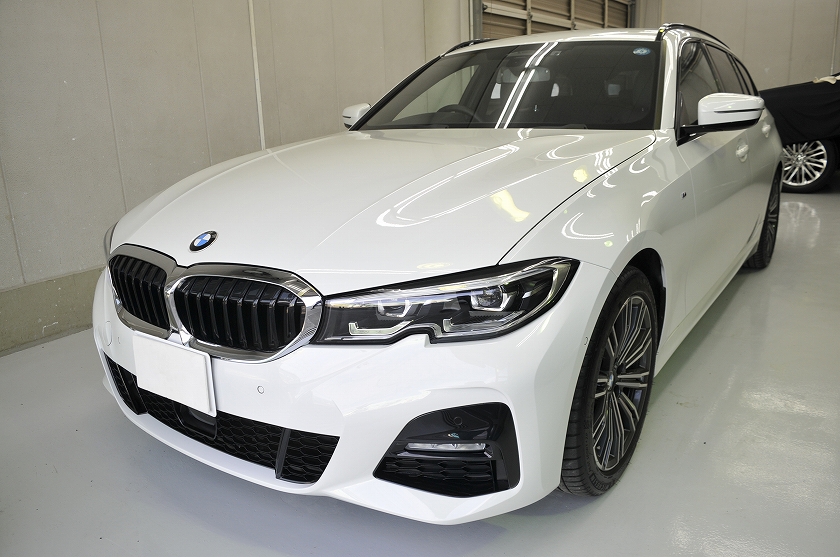 BMW 320i ツーリング カーフィルム施工事例