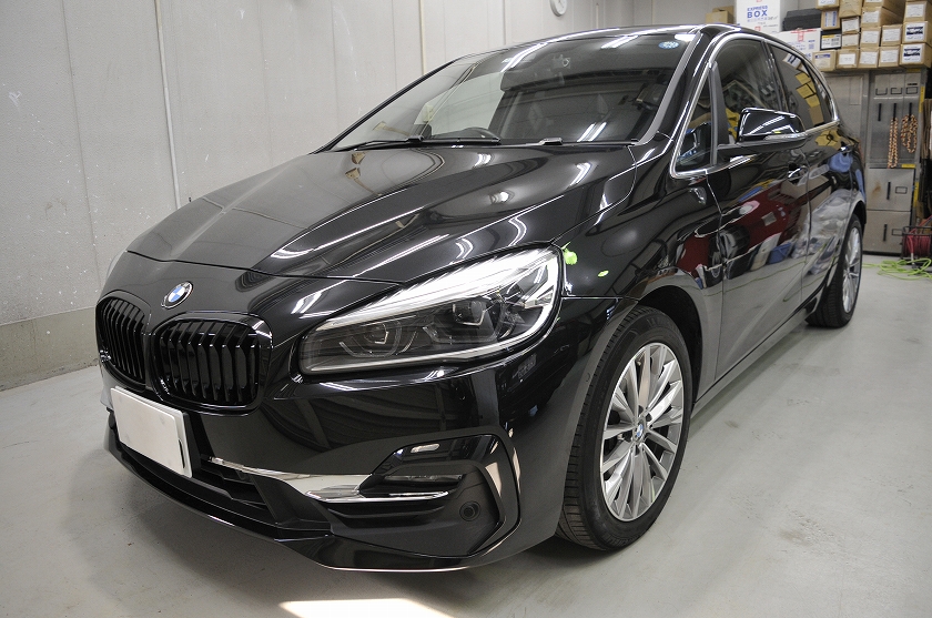 BMW 218i アクティブツアラー カーフィルム施工事例