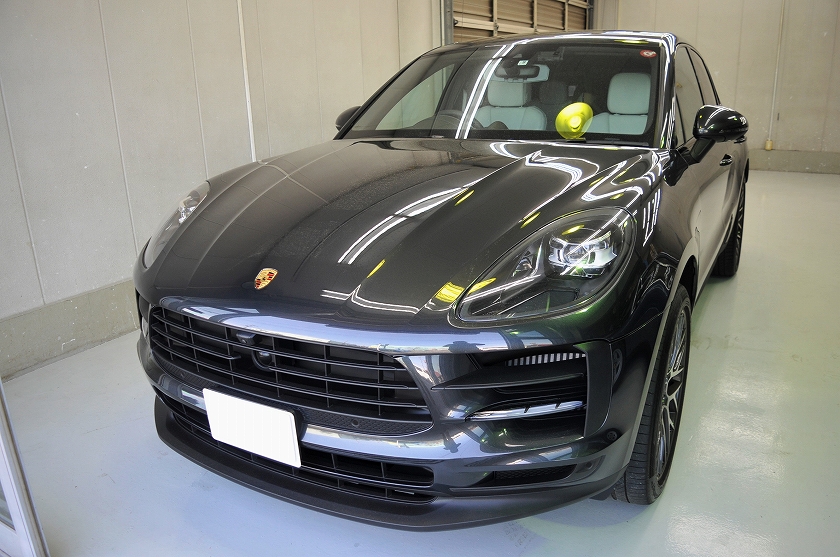 ポルシェ マカン カーフィルム施工事例