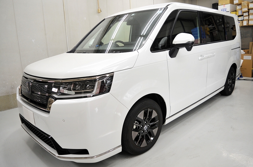 ホンダ ステップワゴン　カーフィルム施工事例
