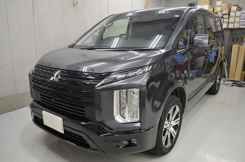 三菱 デリカ D:5 カーフィルム 施工例