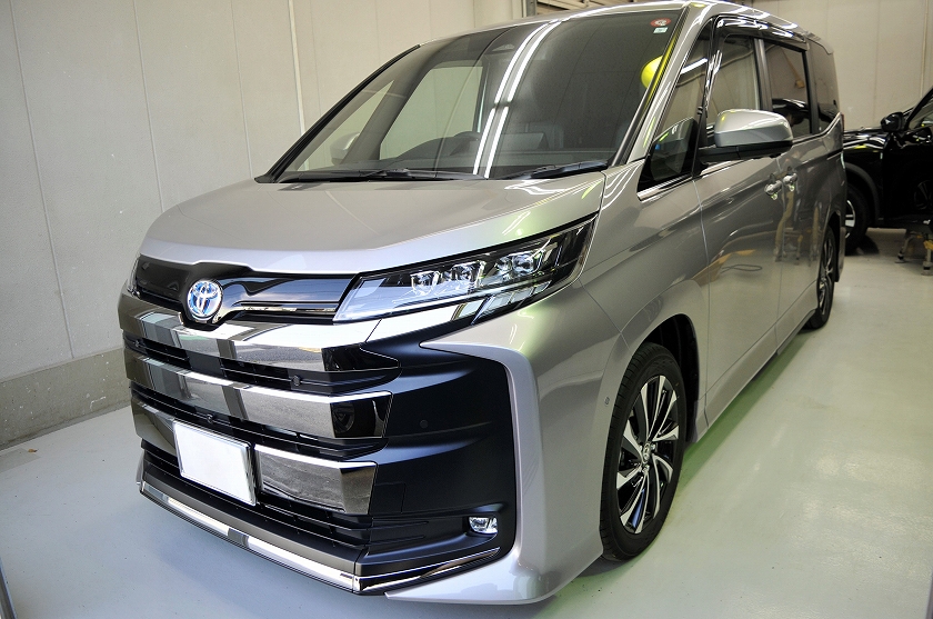 トヨタ ノア カーフィルム 施工 事例