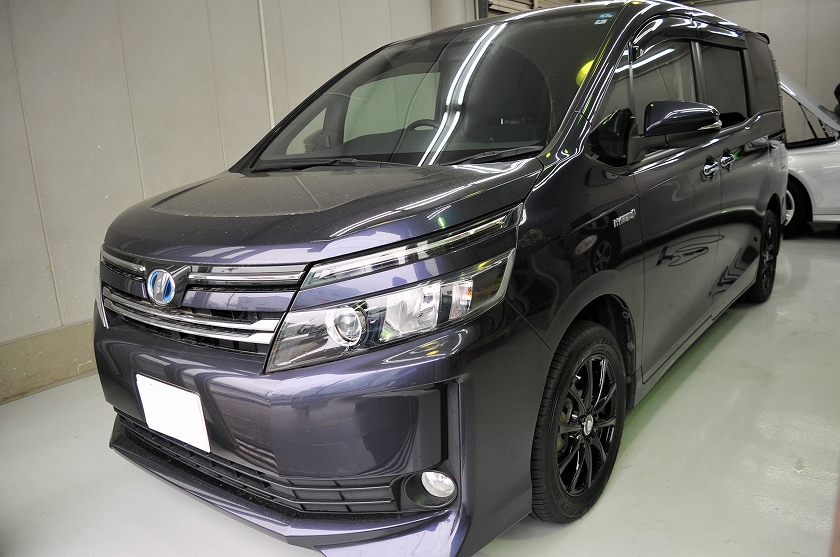 トヨタ ヴォクシー カーフィルム 施工例