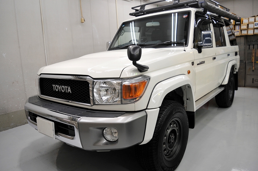 トヨタ ランドクルーザー70 カーフィルム 施工日誌