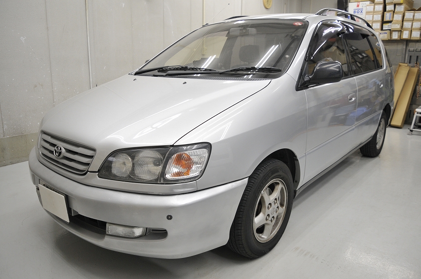 トヨタ イプサム　カーフィルム 施工例