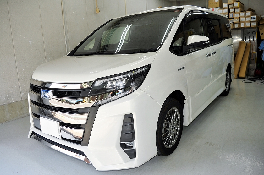トヨタ ノア　カーフィルム 施工例