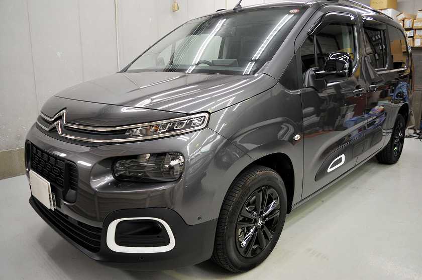 シトロエン ベルランゴ　カーフィルム 施工例