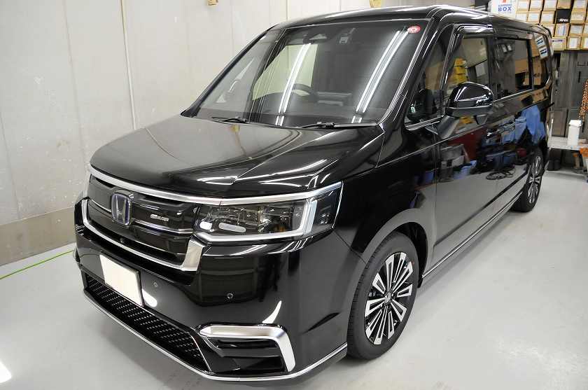 ホンダ ステップワゴン カーフィルム 施工例