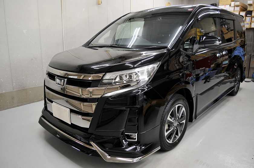 トヨタ ノア カーフィルム 施工例