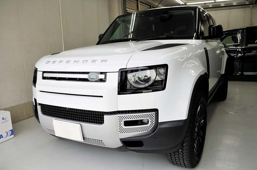 ランドローバー ディフェンダー 110　カーフィルム 施工事例