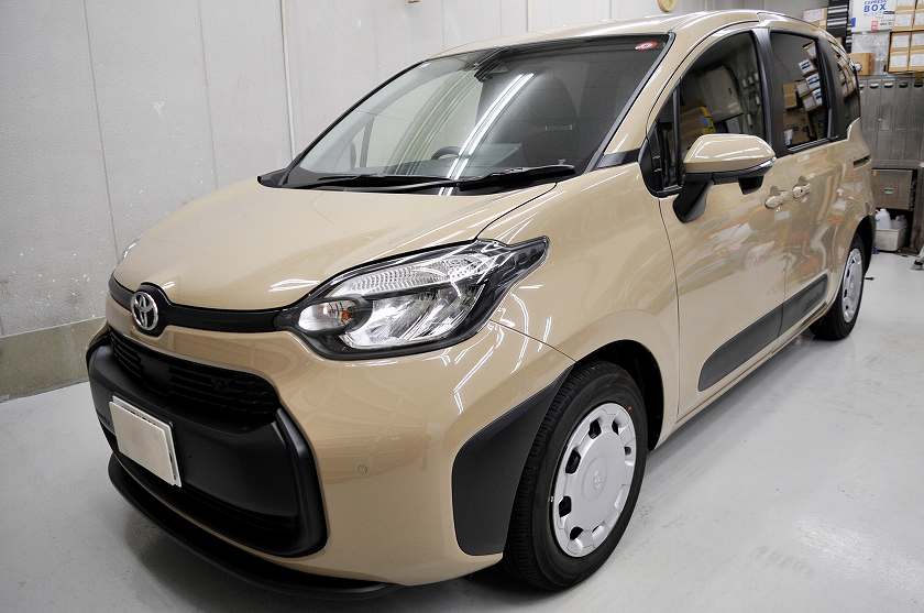 トヨタ シエンタ　カーフィルム 施工事例