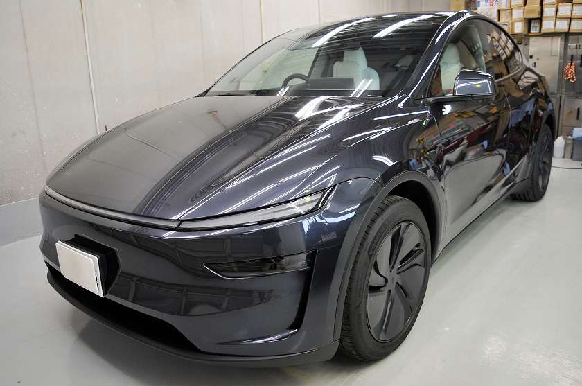 テスラ モデルY　カーフィルム 施工事例